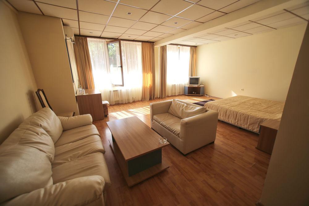 Hotel Gloria Palace Diplomat Sofia Luaran gambar