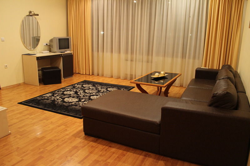 Hotel Gloria Palace Diplomat Sofia Luaran gambar
